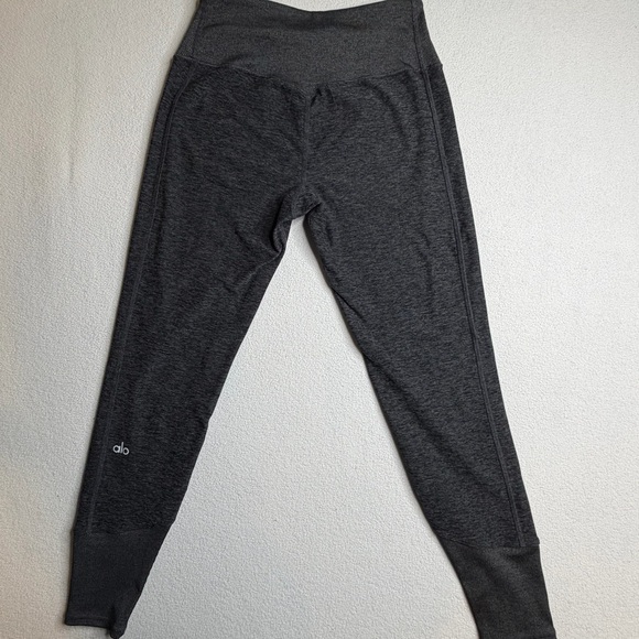 Alo Yoga High-Waist Alosoft Lounge Legging - Picture 5 of 12